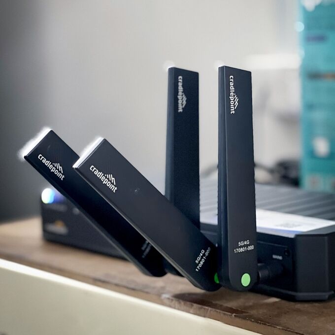 Ericsson Cradlepoint solutions | LTE 5G Routers - Blue Wireless
